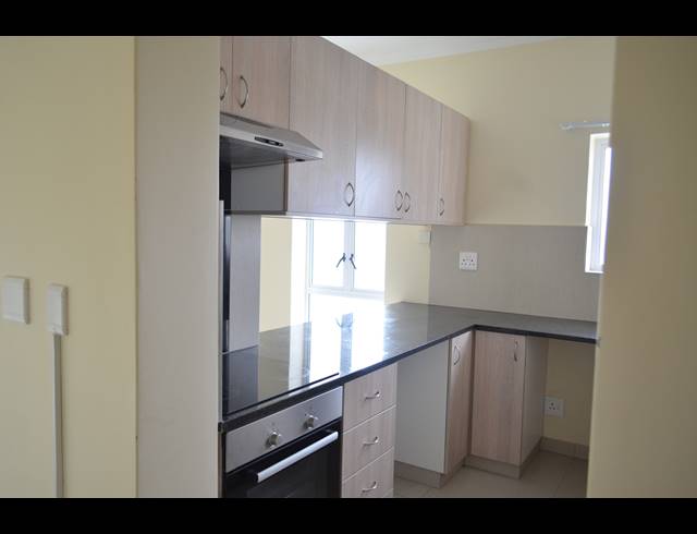 1 BEDROOM APARTMENT TO LET IN STRAND NORTH